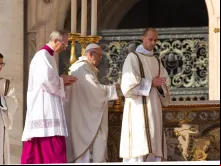 Papa durante a Missa de canonização.