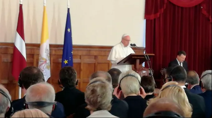 PapaFranciscoEncuentroAutoridades_ACIStampa_24092018.jpg ?? 