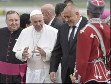 Papa Francisco recebido em Sofia.