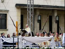 Papa Francisco pronuncia sua homilia.