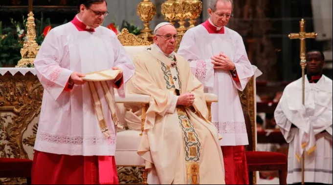 PapaFranciscoMisa_Epifania_LuciaBallesterACIPrensa060117.jpg ?? 