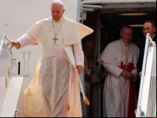 Papa Francisco na sua chegada a Mianmar.