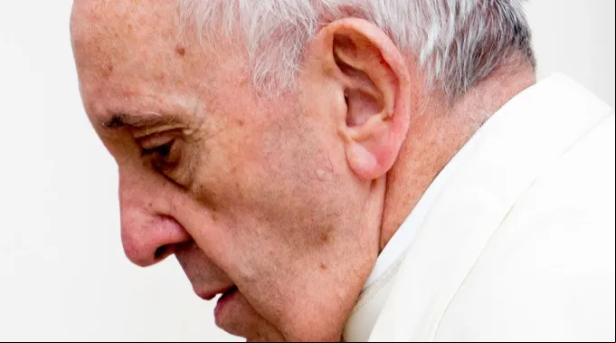 PapaFranciscoOrante_DanielIbanezACI_26032018.jpg ?? 