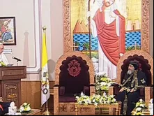 Papa Francisco fala diante do Papa Tawadros II 