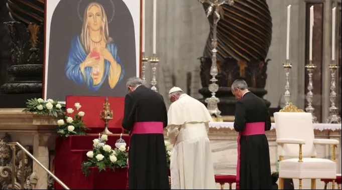 PapaFranciscoReza2020-DanielIbanez-ACIPrensa-12022019.jpg ?? 