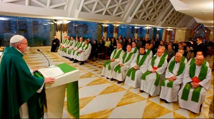 PapaFranciscoSantaMarta_LOsservatoreRomano_13012017.jpg ?? 