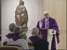 Papa Francisco na Missa na Casa Santa Marta.