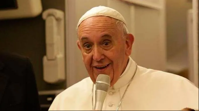 PapaFrancisco_AlanHoldren_ACIPrensa_13052017.jpg ?? 