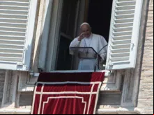 Papa Francisco na oração do Ângelus.