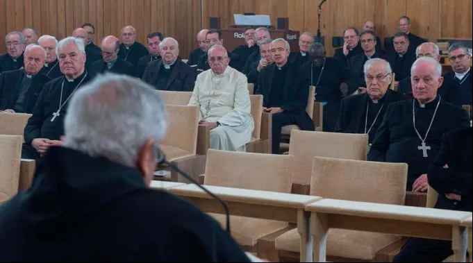 PapaFrancisco_Cuaresma_EjerciciosEspirituales_07032016.jpg ?? 