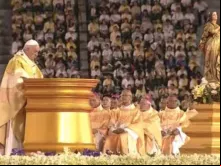 Papa Francisco na Missa na Tailândia.
