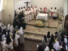 Papa Francisco no Mosteiro Carmelita de Antananarivo.