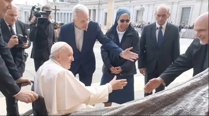 PapaFrancisco_PTomazMavric_Credito_Famvin-Homeless-Alliance_09112022.jpg ?? 
