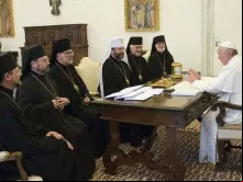 Papa Francisco com os Patriarcas e Arcebispos.