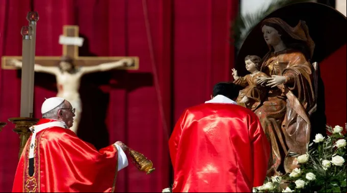 PapaFrancisco_VirgenMaria_DanielIbanez_ACIPrensa_25032018.jpg ?? 