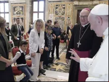 Papa Francisco recebe o centro de autismo "Sonneschein".