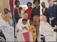 Papa Francisco com refugiados no Vaticano