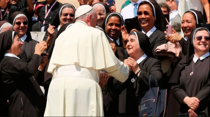 PapaFrancisco_religiosas_DanielIbanez_ACIPrensa_131118.jpg ?? 