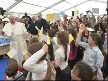 Papa Francisco na paróquia romana de São Júlio, em Monteverde.