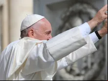 Papa Francisco saúda surdos 