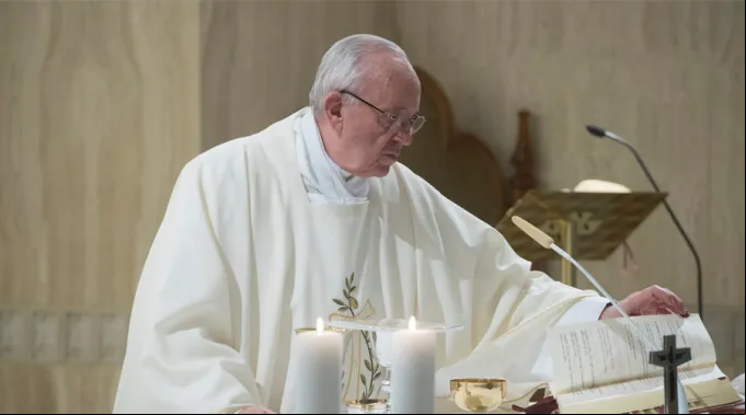PapaSantaMarta23mayoLOsservatoreRomano.jpg ?? 