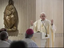 Papa durante sua homilia.