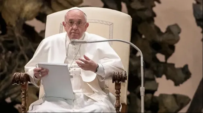 PapaSerioAulaPabloVI_VaticanMedia.jpg ?? 