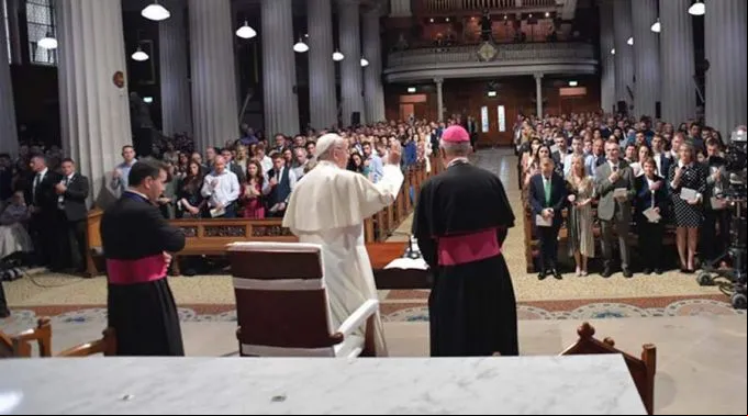 PapaYNotaprocatedral_1.jpg ?? 