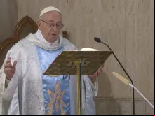 Papa em Santa Marta.