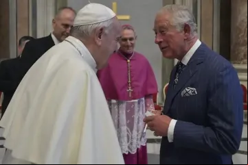 Papa_Francisco_Principe_Carlos_Vatican_Media.jpg