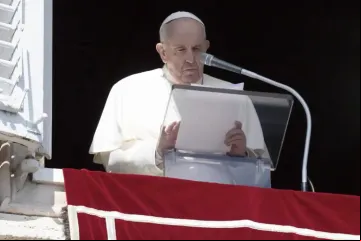Papa_angelus_serio_preocupado_20032022_VaticanMedi.jpg