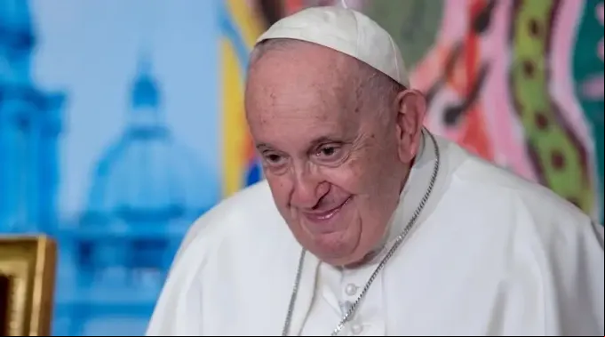 Papa_sonriYe_scholas.jpg ?? 