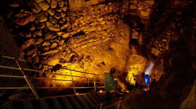 ParteInternaExcavacionesJerusalem_FlickrIsrael_photo_galleryCC_BY_ND_20_070817.jpg ?? 