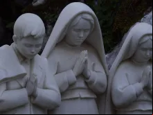 Monumento dos pastorinhos videntes de Fátima no Santuário em Portugal.