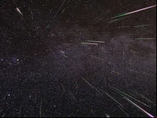 Chuva de meteoros das Perseidas em 2009.