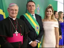 Dom Andrés Carrascosa, Jair Bolsonaro e Michelle Bolsonaro 