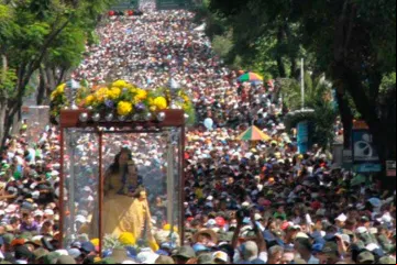 ProcesionDivinaPastora_TwitterDivinaPastora_160117.jpg