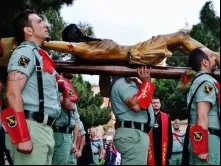 Procissão do Cristo da Boa Morte, com veteranos da Legião Espanhola.