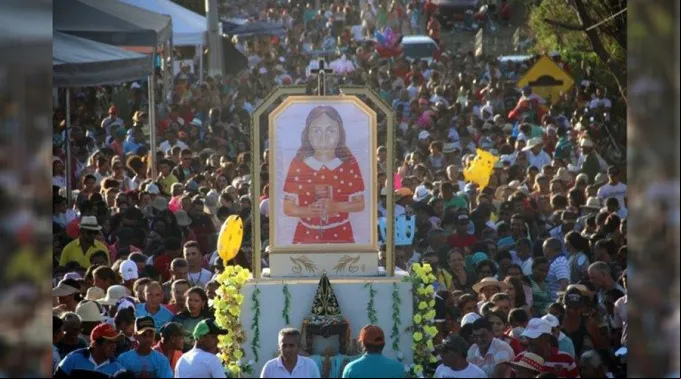 ProcissaoBenignaCardoso_FotoDiocesedoCrato.jpg ?? 