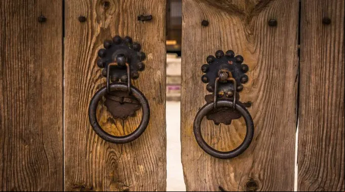 Puerta_PixabayDominioPublico_070819.jpg ?? 