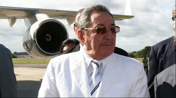 RaulCastro_FlickrFotosGOBVACC-BY-2.0_090615.jpg ?? 