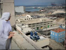 Religiosas em Beirute. Crédito: Ajuda à Igreja que Sofre