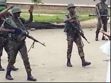 Militares detêm sacerdotes no Congo.