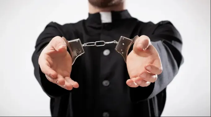 SacerdoteDetenido_021222.jpg ?? 