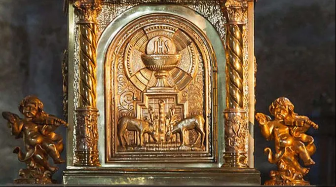Sagrario_WikipediaLuisMiguelBugalloSanchezCC_BY_SA_30_120917.jpg ?? 