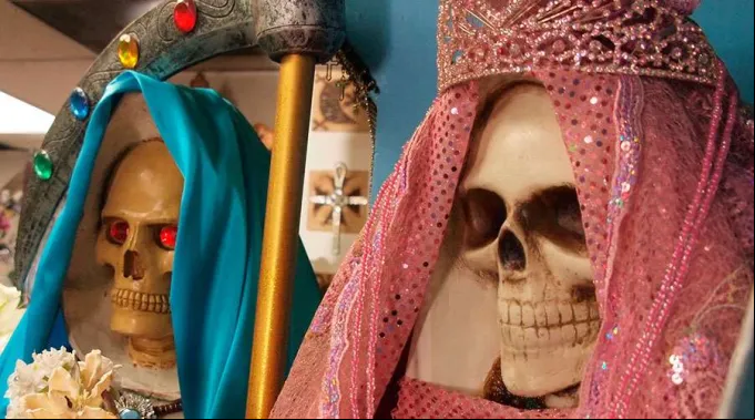 SantaMuerte_FlickrMeganRosenbloomCC_BY_NC_2_241016.jpg ?? 