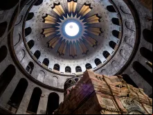 O Santo Sepulcro após a restauração.