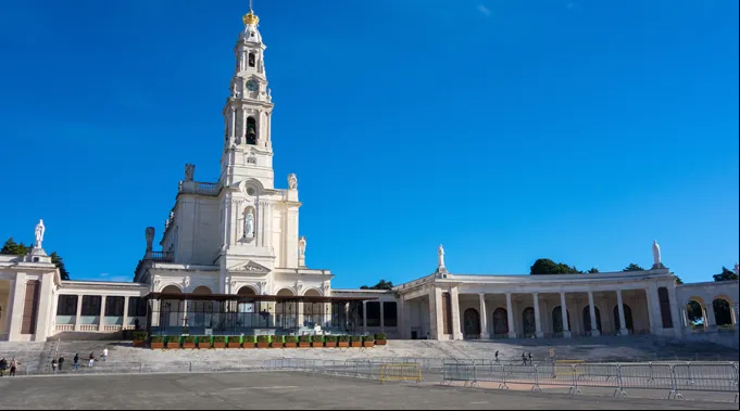SantuarioFatima_ChristopherBrownCC_BY_2_mayo16.jpg ?? 