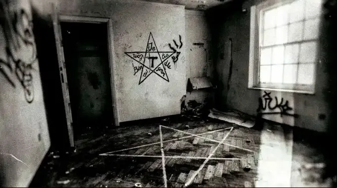 SimboloSatanico_FlickrDellboyyArtCC_BY_NC_SA_20_24.jpg ?? 