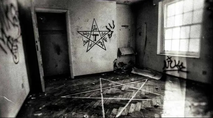 SimboloSatanico_FlickrDellboyyArtCC_BY_NC_SA_2_0_050816.jpg ?? 